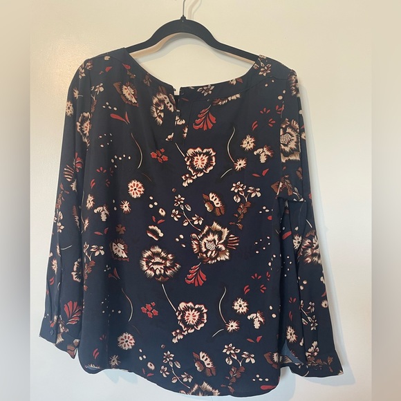 Cleo long sleeve navy floral blouse L - Picture 2 of 6